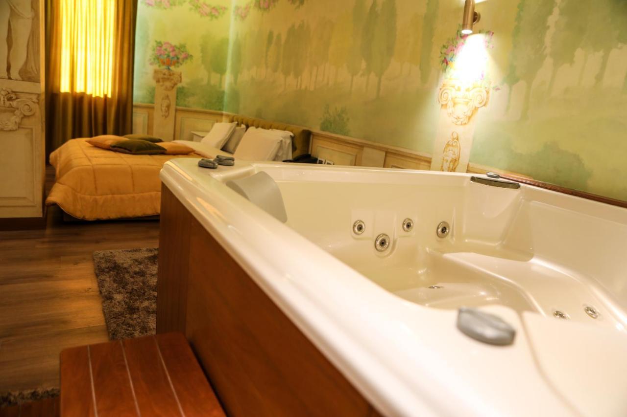 Golden Ring Hotel Farke e Madhe